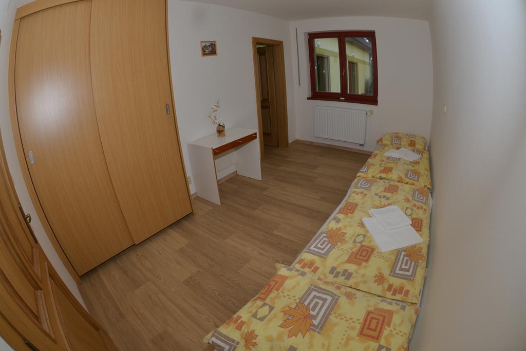 ホテル Penzion U Blatce Nové Hrady 部屋 写真